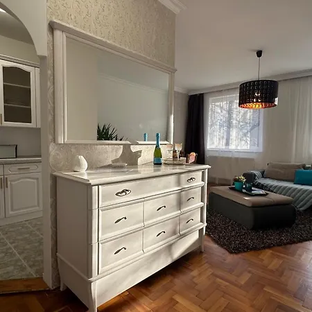 Apartment Center House - Otthon, Csak Mashol! *