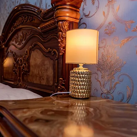 Center House - Otthon, Csak Mashol! Apartment *